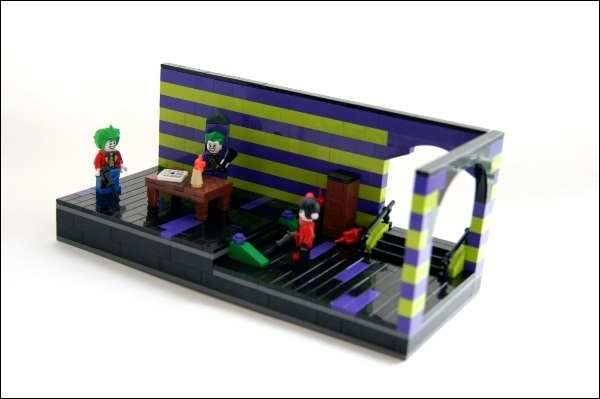 LEGO MOC - Heroes and villians - Joker and Harley's Love Nest