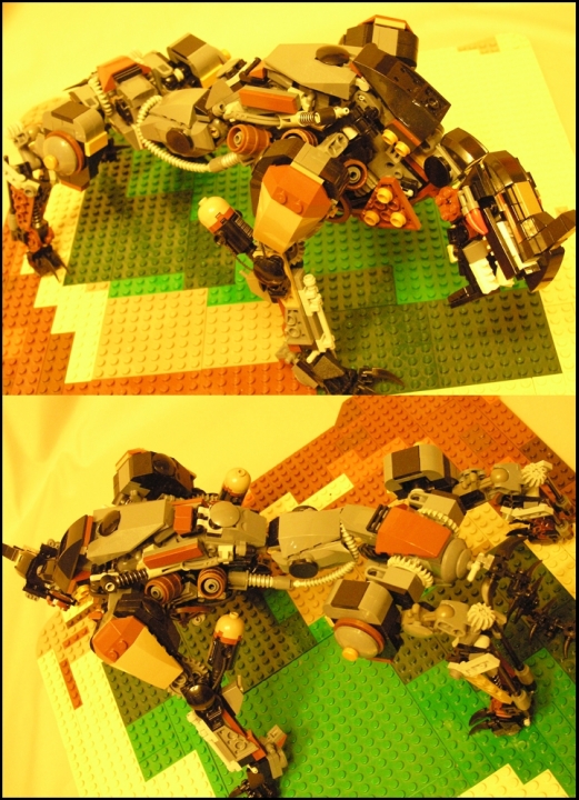 LEGO MOC - Steampunk Machine - Warning! Hunters!: 'Огромное количество поршней, невообразимых сочленений и суставов позволяют химере достигнуть такой гибкости и грации, что любая живая кошка оценила бы по достоинству'