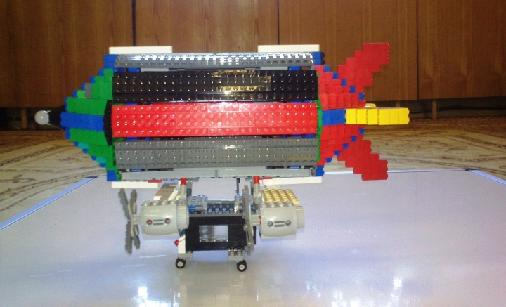 LEGO MOC - Mini-contest 'Zeppelin Battle' - Red-gray Zeppelin
