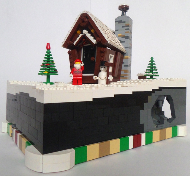 LEGO MOC - New Year's Brick 2014 - Домик Деда Мороза: Ну вот и всё, желаю всем оличного праздничного настроения!