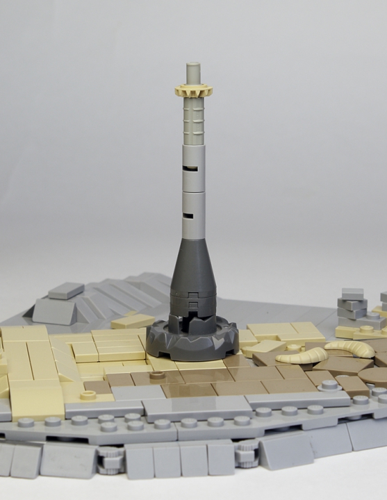 LEGO MOC - LEGO Architecture - Sverdlovsk-86: <p align=left></i> Сейчас, это всего лишь занесенные пылью железобетонные конструкции. 