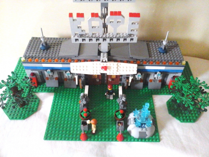 LEGO MOC - LEGO Architecture - КАФЕ 'ШИК'