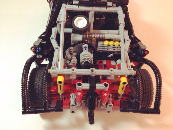 LEGO MOC - Technic-contest 'Car' - peugeot 205 t16 