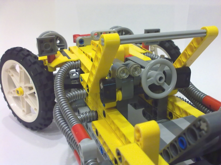 LEGO MOC - Technic-contest 'Car' - Retro Racer: Минималистичная приборная панель и спортивный руль.