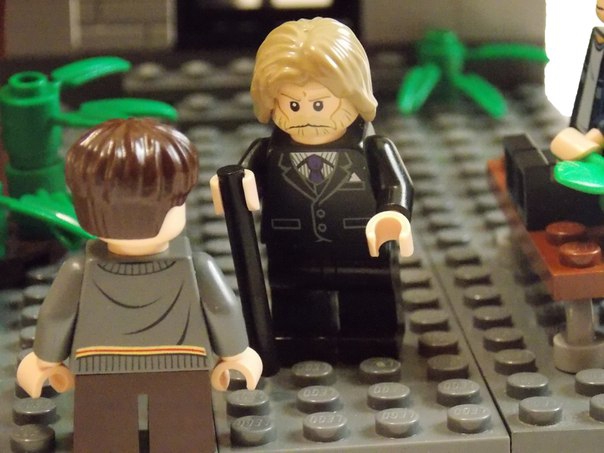 LEGO MOC - Joy and Sadness of Great Victory - 'Мало кто помнит этот дом...': -Помнишь мою историю про дом,который был уничтожен на моих глазах?Так вот,он был именно на этом месте.Помню тот день,словно он был вчера...