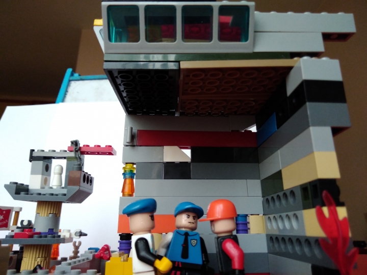 LEGO MOC - Detective Contest - Расследование пропавшего яйца с фермы динозавров