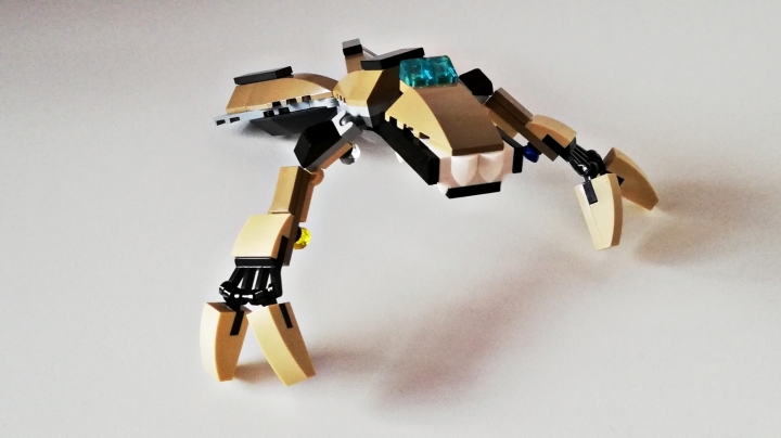 LEGO MOC - Fantastic Beasts And Who Dreams Of Them - Алмазный аллигатор : Аллигатор отдельно от самоделки.