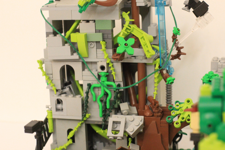 LEGO MOC - LEGO-конкурс 'Светлое будущее' - Будущее для земли...: Вода из трубы течет рекой обеспечивая многих животных водой