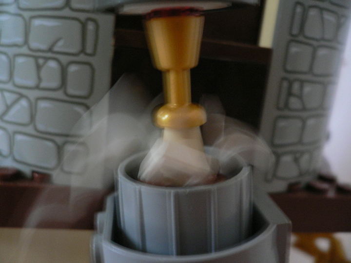 LEGO MOC - Steampunk Machine - Flying Steamship: А если давление в паровом котле повышается, то лишний пар можно выпустить!