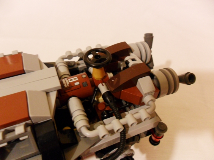 LEGO MOC - Steampunk Machine - DeLorean STEAM Machine: А вот и котёл!) А вместе с ним и тяговые двигатели)