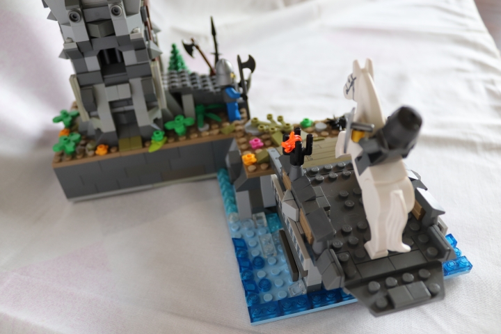 LEGO MOC - Младшая лига. Конкурс 'Средневековье'. - Средневековые дозорная башня и мост.