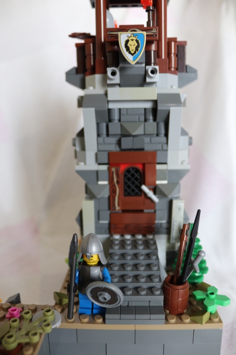 LEGO MOC - Младшая лига. Конкурс 'Средневековье'. - Средневековые дозорная башня и мост.