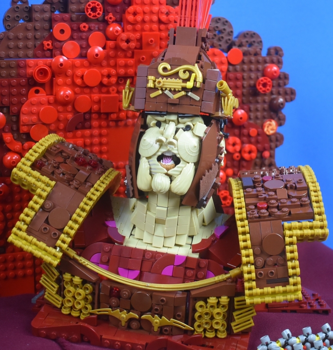 LEGO MOC - Младшая лига. Конкурс 'Средневековье'. - Ор на весь SPQR: <br><p align=left></i><br />
Горло в этот раз попробовал сделать с наклоном вперёд, который на фото не сильно виден. В кой то веки хотел сделать двухстороннюю самоделку, однако часть с волосами и ухом очень глубоко ушли внутри и не позволили бы такой же конструкции с другой стороны без выпирания из под шлема, что неприемлемо для короткой стрижки. Либо мне нужен римлянин-хипстер.