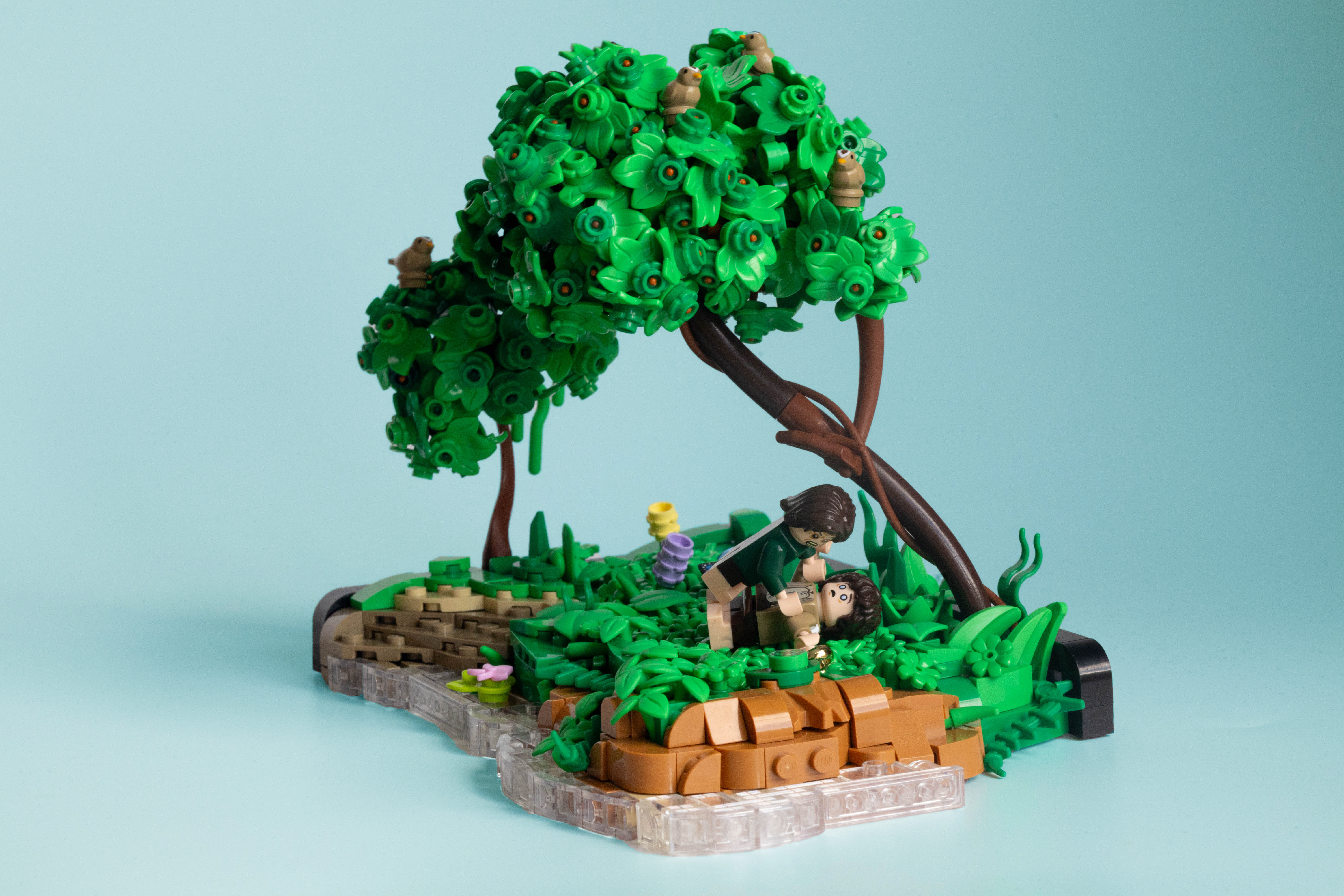 LEGO MOC - Лучшие друзья: Самоделка построена в июле 2026 года на ежегодный средневековый конкурс Summer Joust. Категория - No Bley (нельзя использовать Gray и Bluish Gray цвета). Построена работа в последние дни в спешке, буквально за сутки.