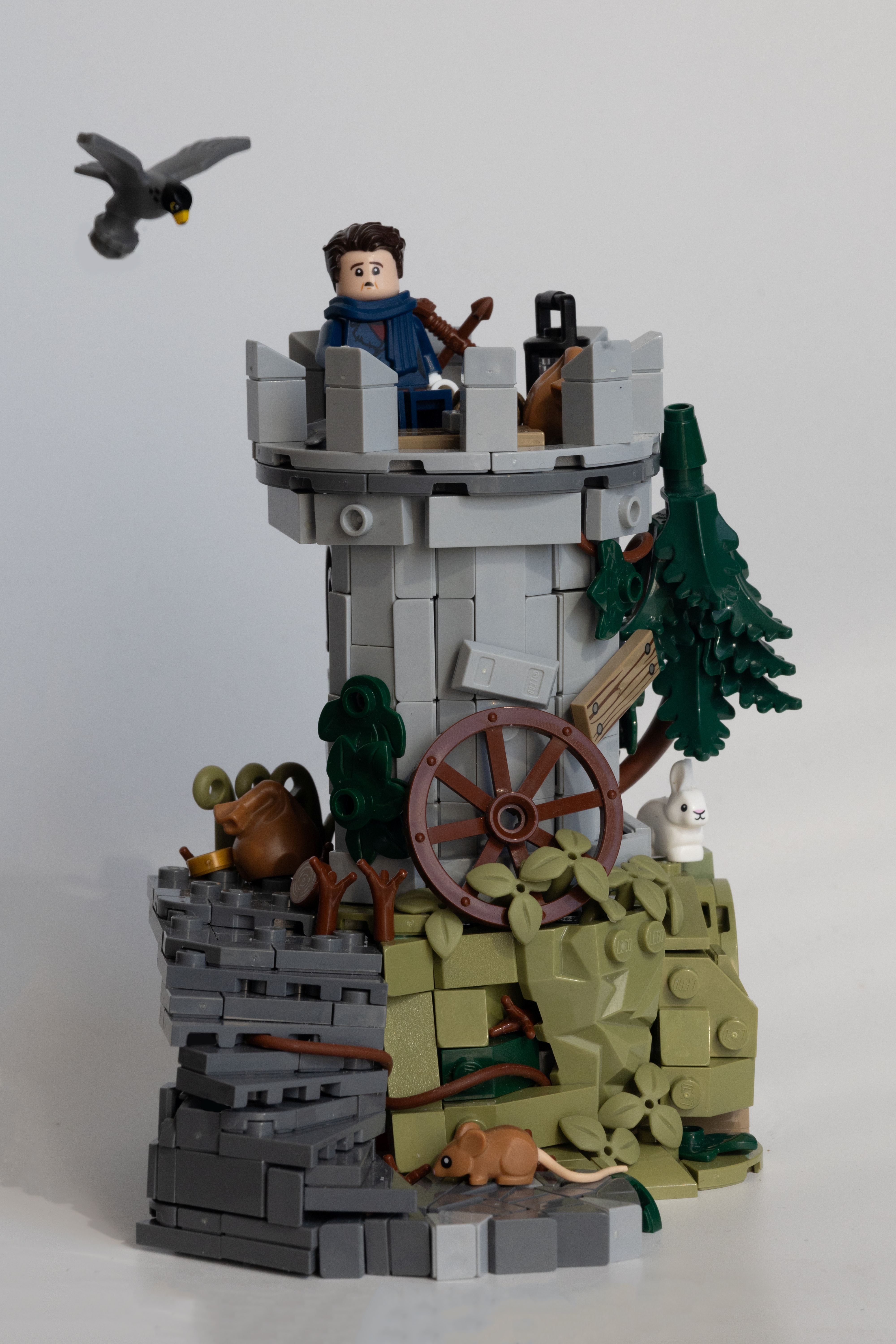 LEGO MOC - Страж королевства: Самоделка построена в июне 2026 года на ежегодный средневековый конкурс Summer Joust в категорию виньеток 12х12. В итоге я остался не совсем доволен стабильностью и композицией работы, но всё равно получил удовольствие от сборки