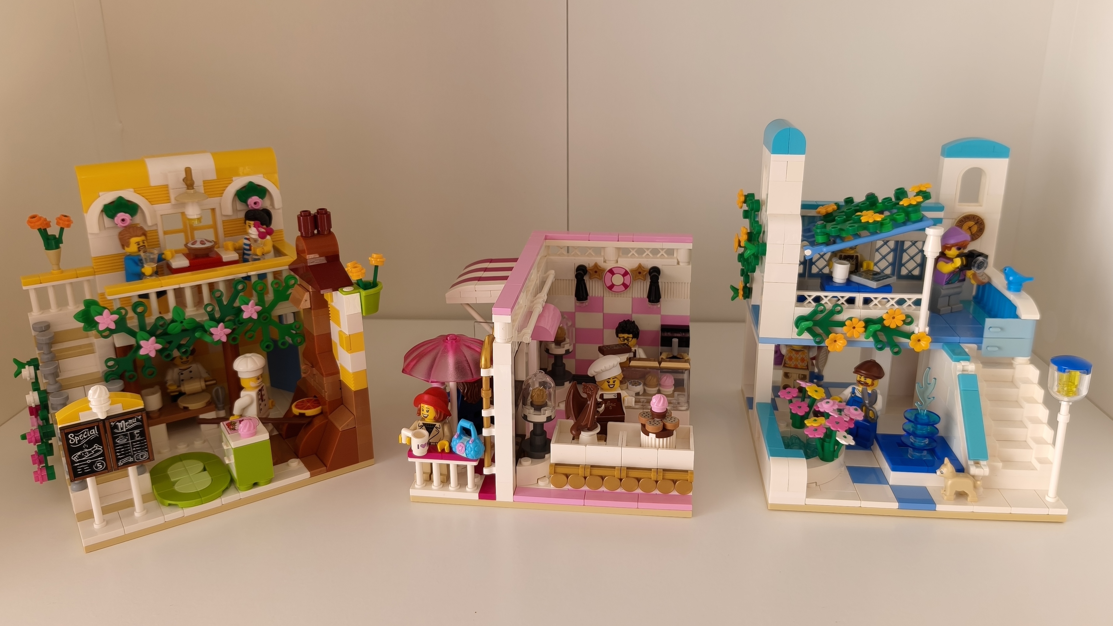 LEGO MOC - Патисьерия 'Le Petit Plaisir'( Маленькое удовольствие)
